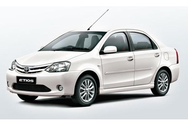 Executive Sedans (Dzire, Etios) Rental in Jaipur - Sonkhiya Tours